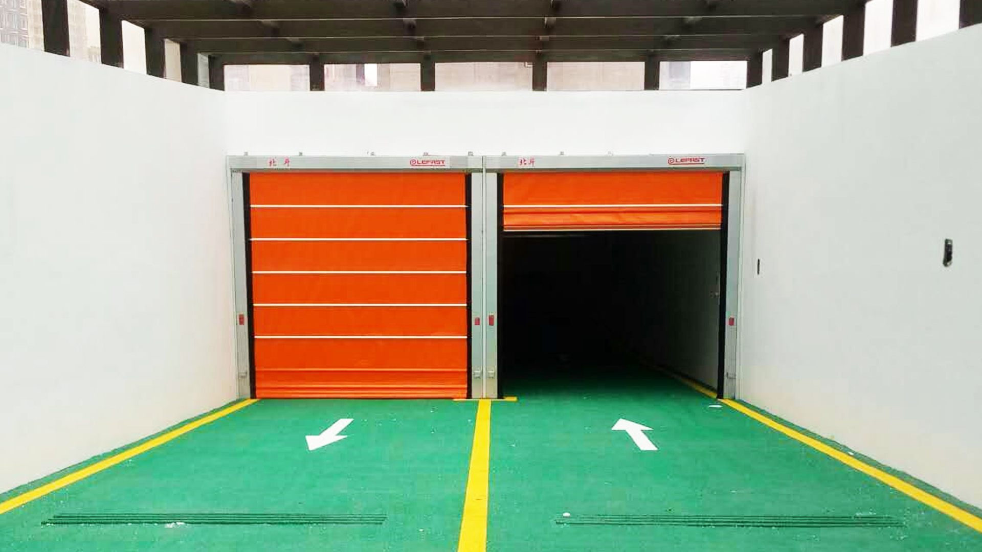 北京車庫(kù)堆積門(mén)